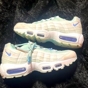 White/blue air max 97